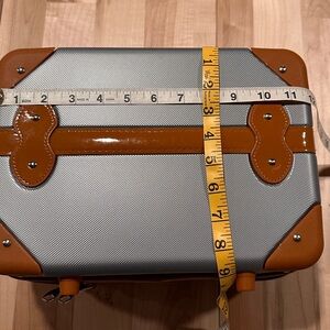 Silver and Brown Vintage-Style Toiletries Case